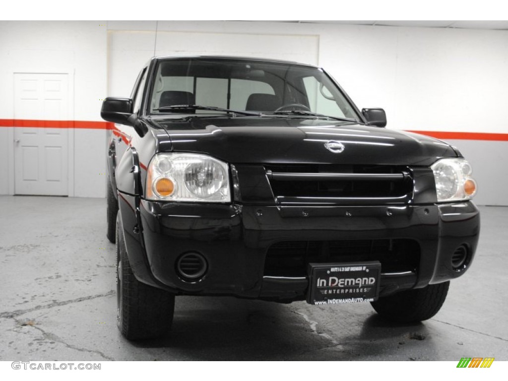 2004 Frontier XE V6 King Cab 4x4 - Super Black / Gray photo #3