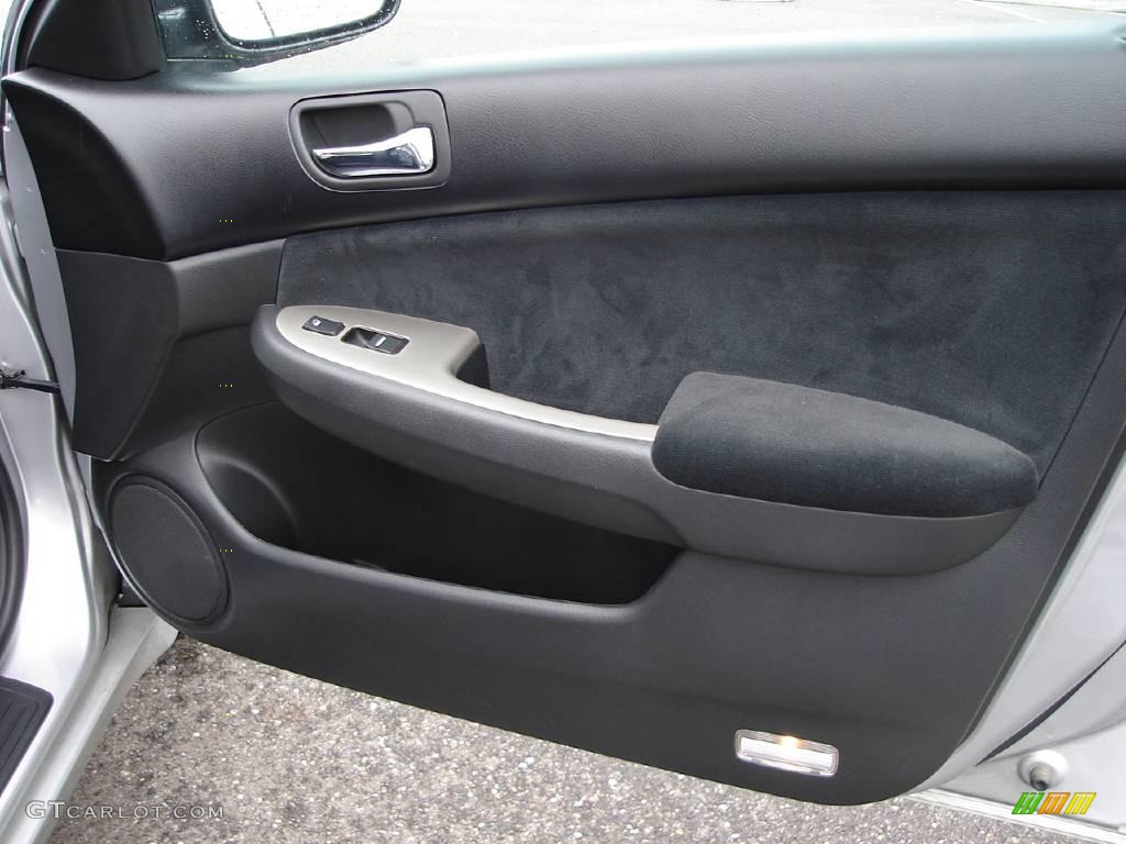 2006 Accord EX Sedan - Alabaster Silver Metallic / Black photo #18