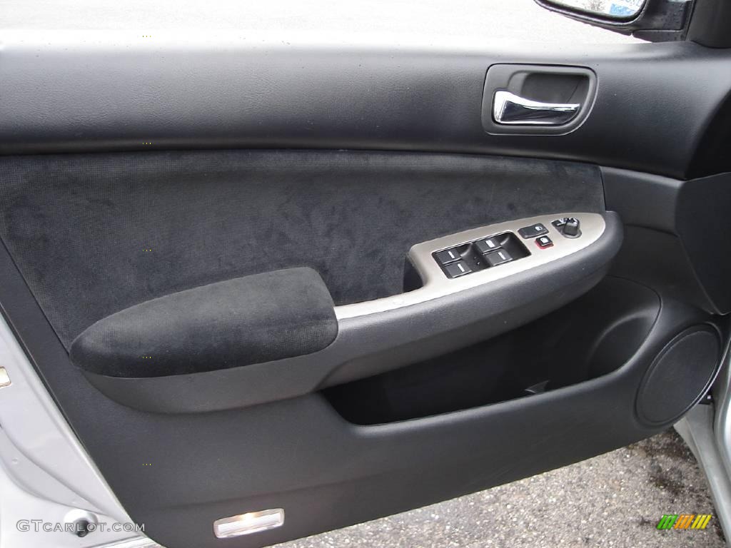 2006 Accord EX Sedan - Alabaster Silver Metallic / Black photo #20