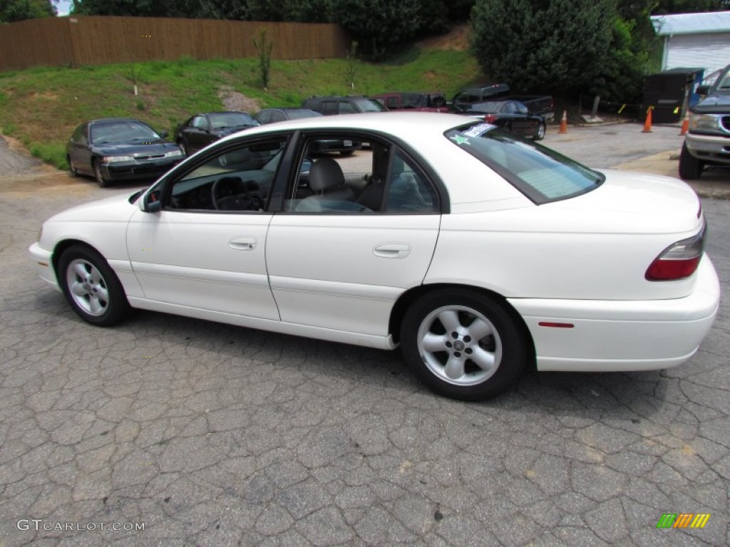 1998 Catera  - Ivory White / Stone Gray photo #8