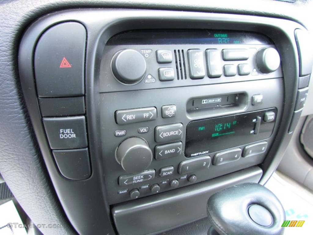 1998 Cadillac Catera Standard Catera Model Controls Photo #69313473