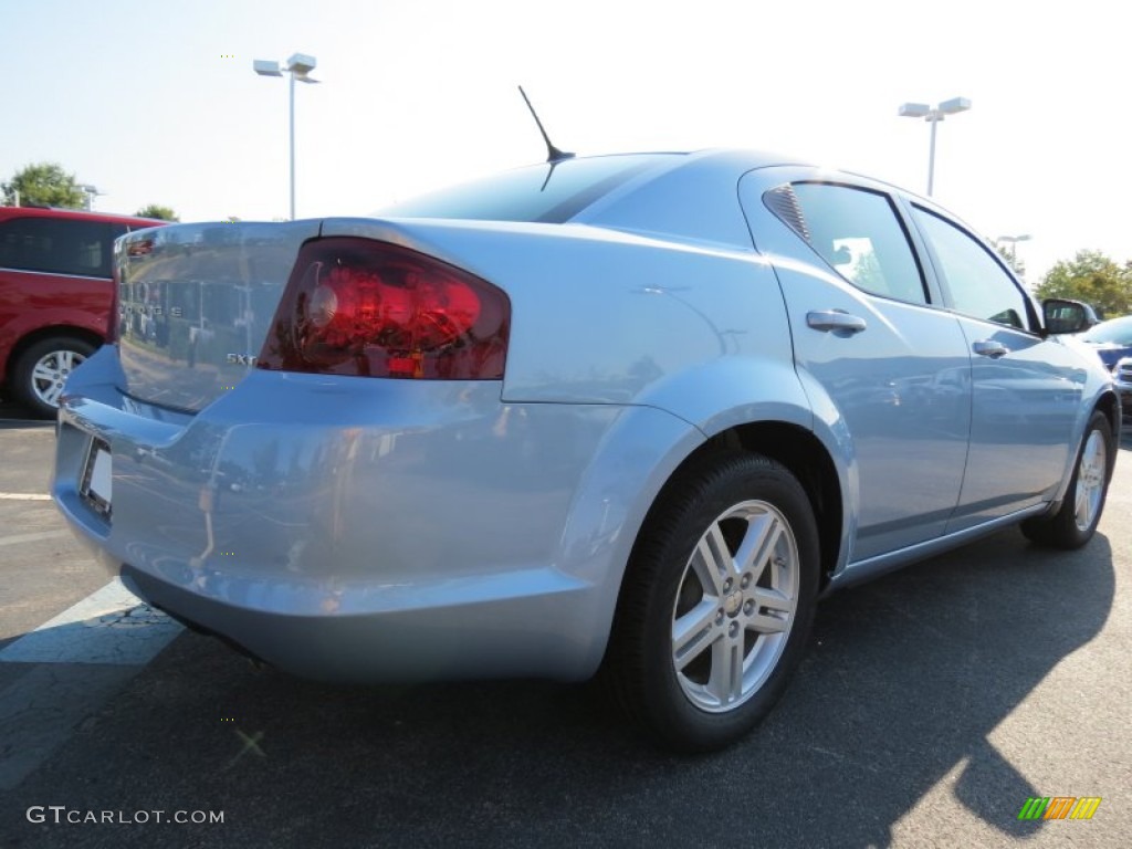 2013 Avenger SXT - Crystal Blue Pearl / Black/Light Frost Beige photo #3