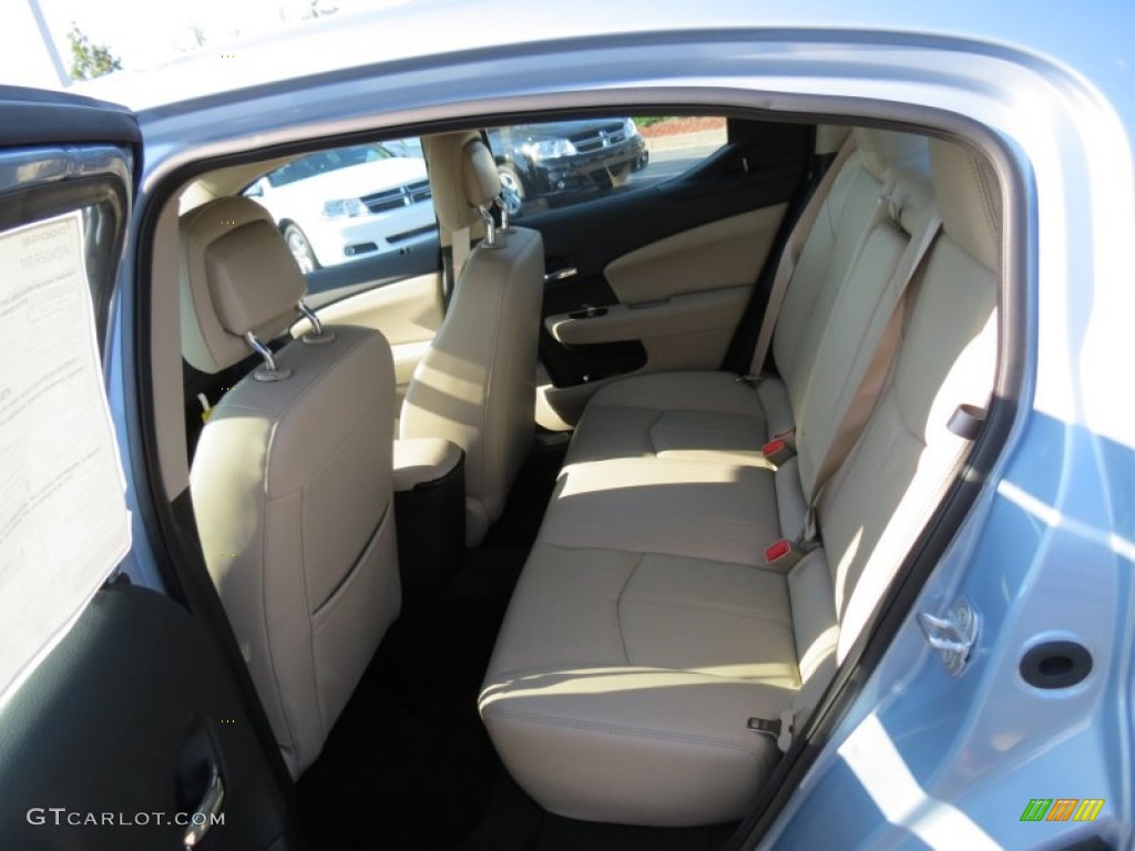 2013 Avenger SXT - Crystal Blue Pearl / Black/Light Frost Beige photo #7