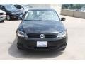 Black - Jetta SE Sedan Photo No. 2