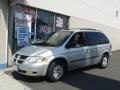 Bright Silver Metallic 2002 Dodge Caravan Sport