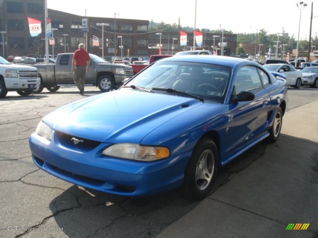 1998 Mustang V6 Coupe - Bright Atlantic Blue / Medium Graphite photo #3