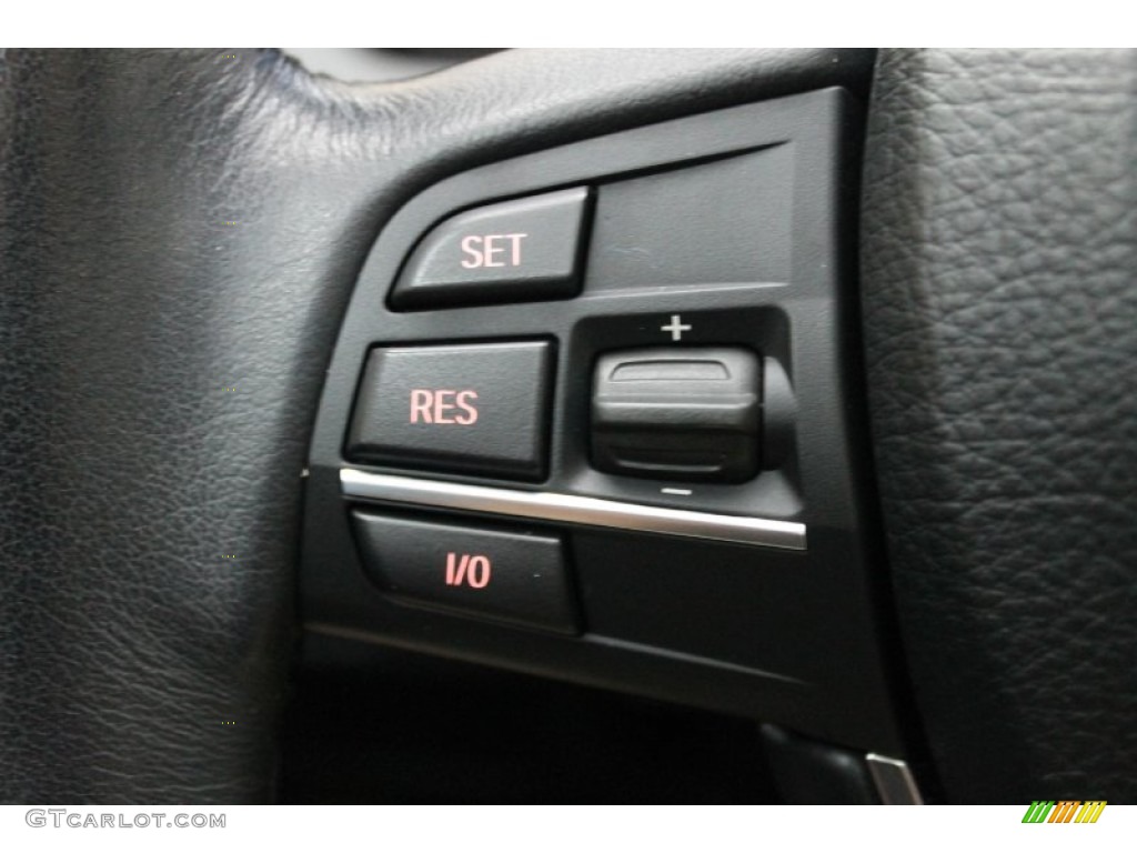 2010 BMW 5 Series 550i Gran Turismo Controls Photo #69321333