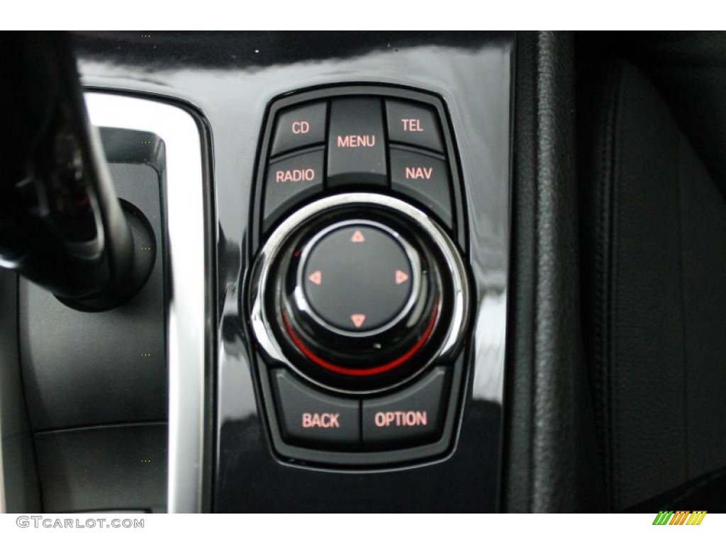 2010 BMW 5 Series 550i Gran Turismo Controls Photo #69321396