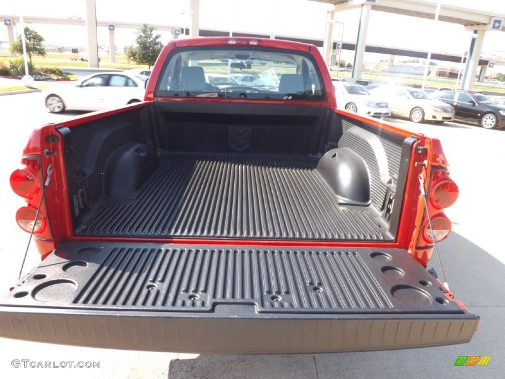 2007 Ram 1500 SLT Regular Cab - Flame Red / Medium Slate Gray photo #16