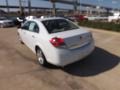 2009 Polar White Saturn Aura XR  photo #3