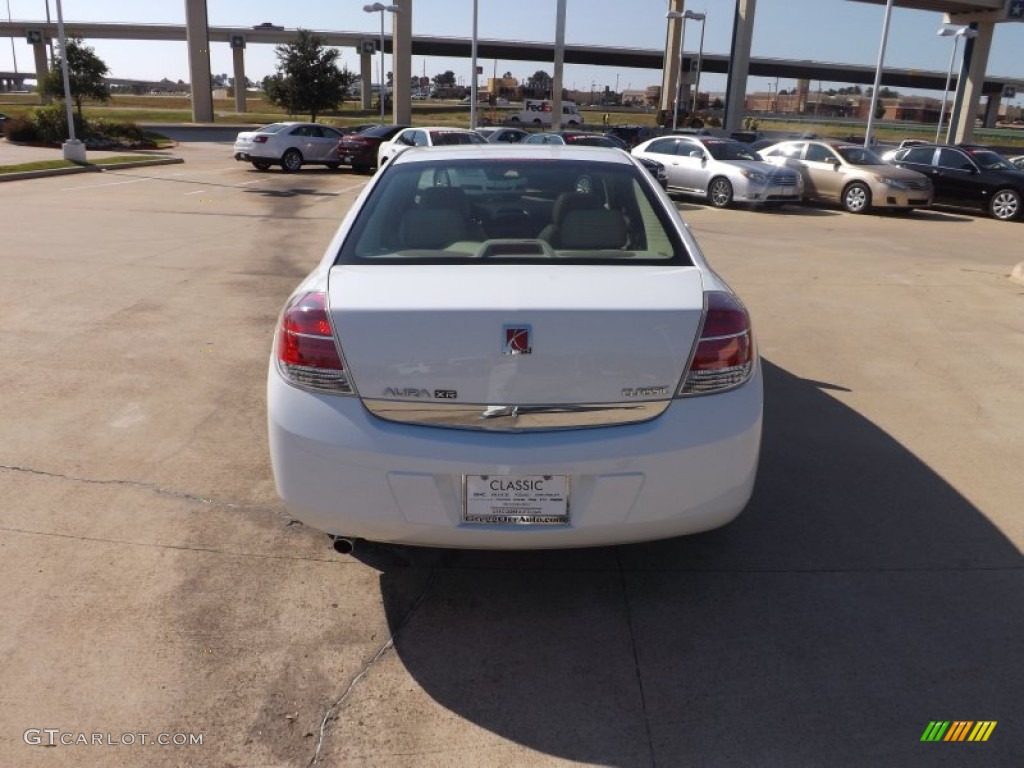 2009 Aura XR - Polar White / Tan photo #4