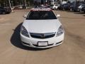 2009 Polar White Saturn Aura XR  photo #8