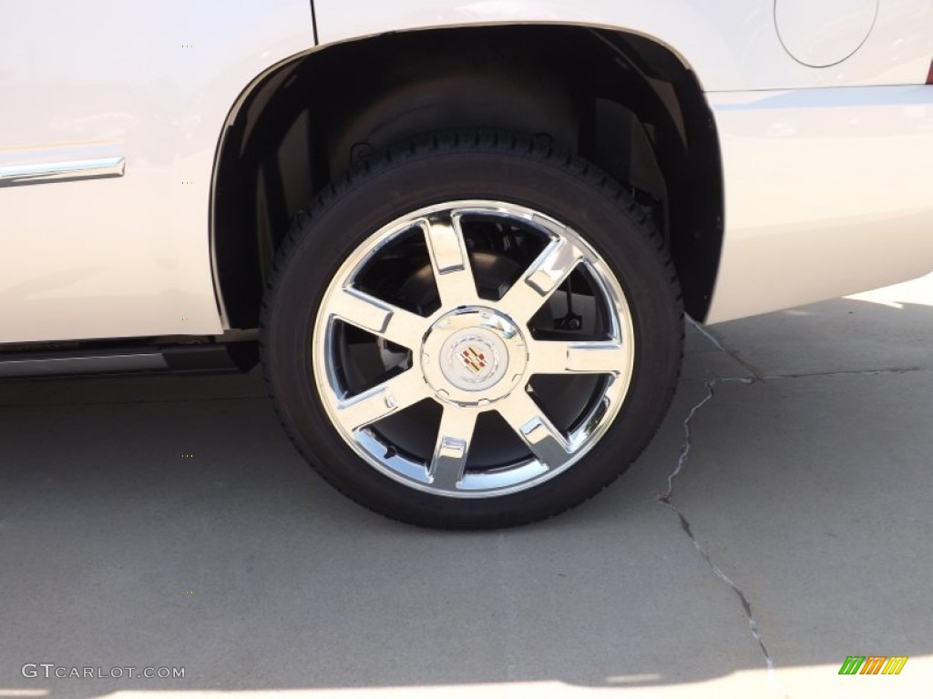 2013 Cadillac Escalade Luxury Wheel Photo #69325647