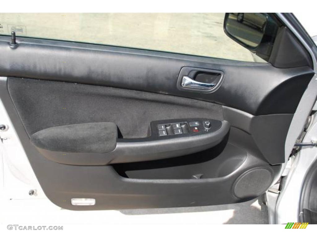 2007 Accord SE Sedan - Alabaster Silver Metallic / Black photo #11