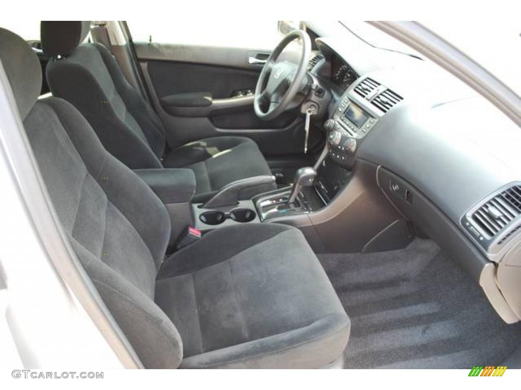 2007 Accord SE Sedan - Alabaster Silver Metallic / Black photo #20