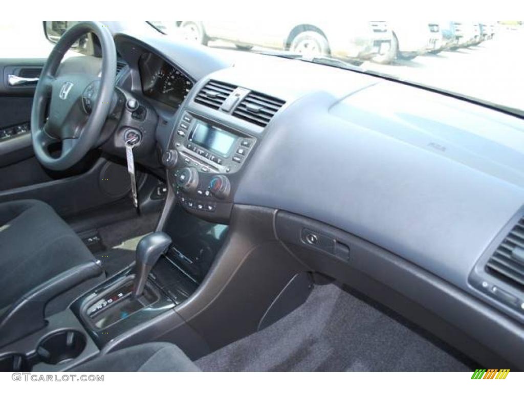 2007 Accord SE Sedan - Alabaster Silver Metallic / Black photo #22