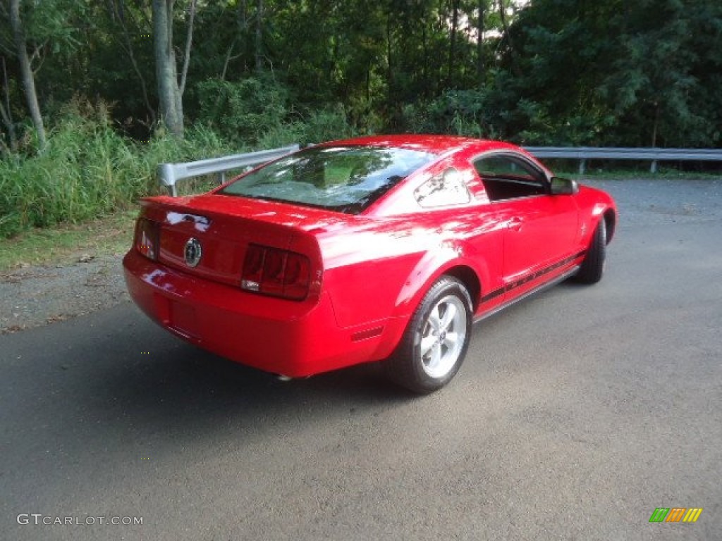 2007 Mustang V6 Deluxe Coupe - Torch Red / Light Graphite photo #7