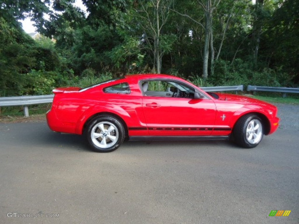 2007 Mustang V6 Deluxe Coupe - Torch Red / Light Graphite photo #8