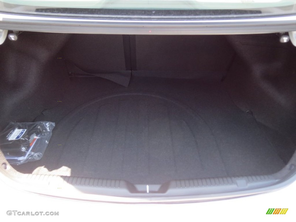 2013 Elantra Coupe SE - Monaco White / Gray photo #18