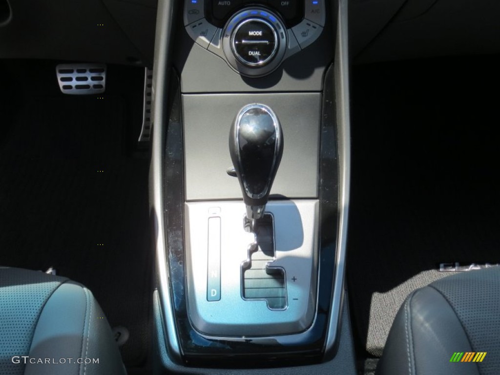 2013 Elantra Coupe SE - Monaco White / Gray photo #27