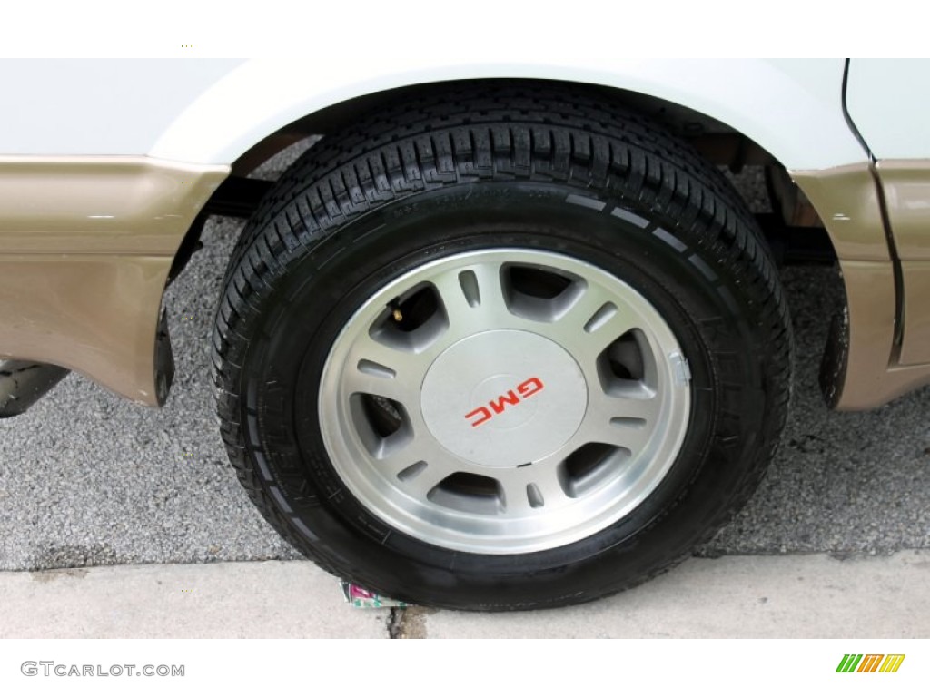2003 GMC Safari SLE Wheel Photo #69343812