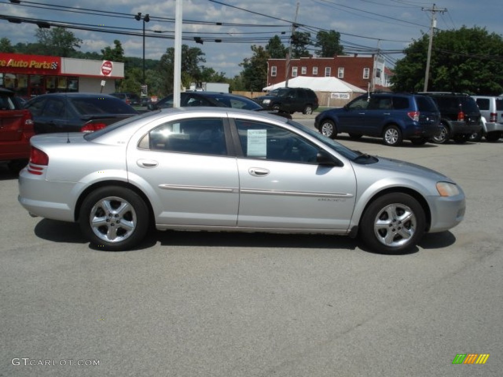 2001 Stratus SE Sedan - Bright Silver Metallic / Dark Slate Gray photo #4