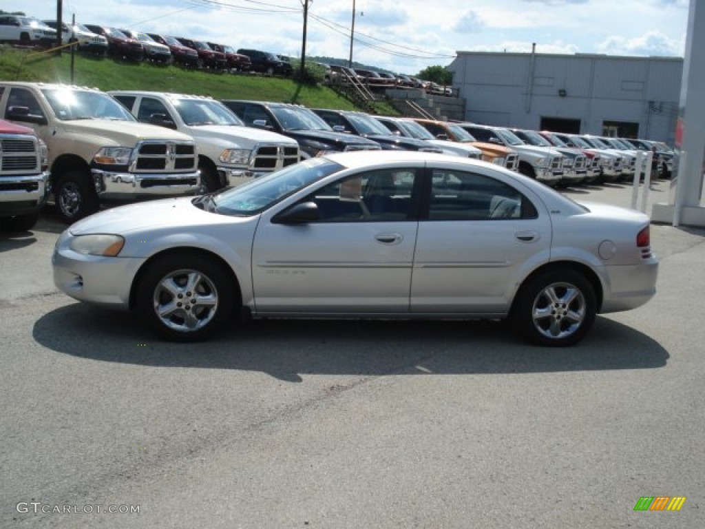 2001 Stratus SE Sedan - Bright Silver Metallic / Dark Slate Gray photo #8