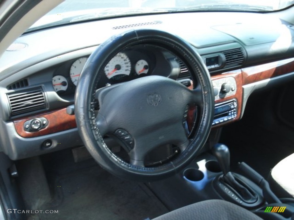 2001 Stratus SE Sedan - Bright Silver Metallic / Dark Slate Gray photo #13