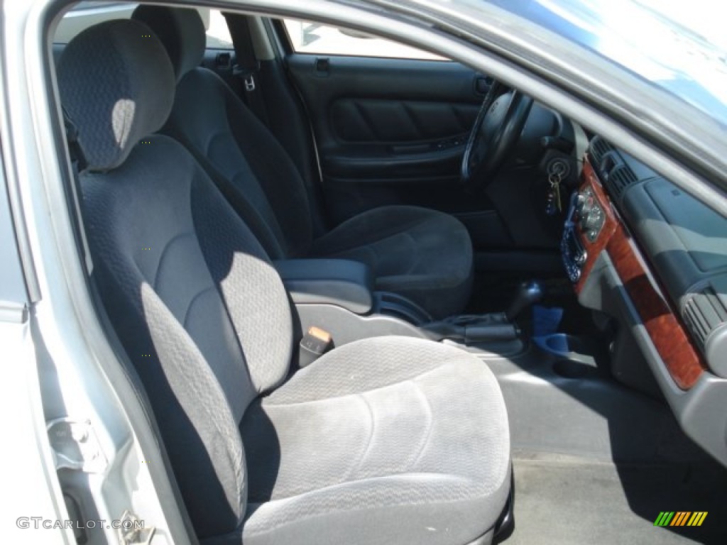 2001 Stratus SE Sedan - Bright Silver Metallic / Dark Slate Gray photo #19