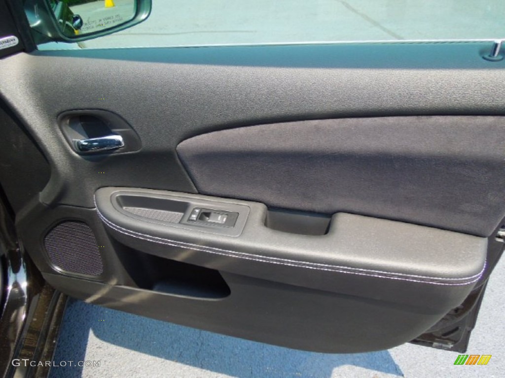 2013 Chrysler 200 S Sedan Black Door Panel Photo #69345651