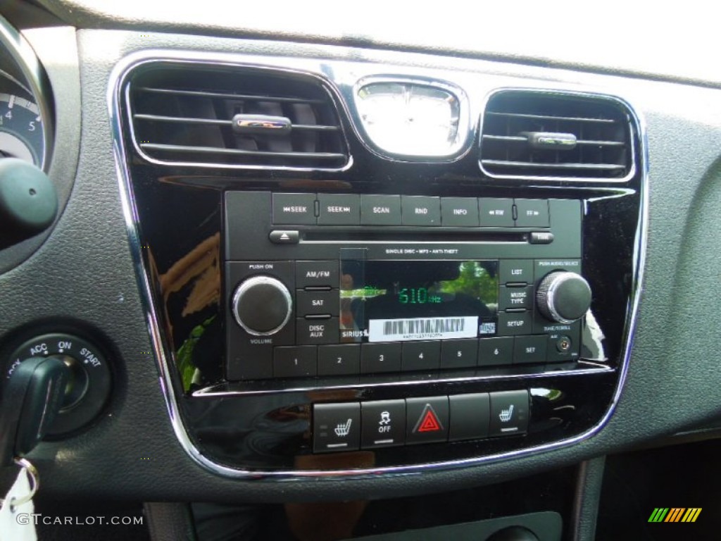 2013 Chrysler 200 Touring Sedan Audio System Photo #69345903