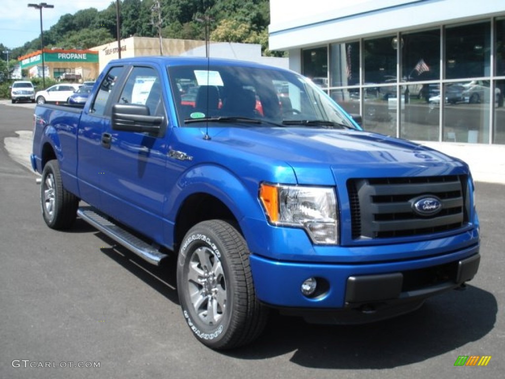 2012 F150 STX SuperCab 4x4 - Blue Flame Metallic / Steel Gray photo #2