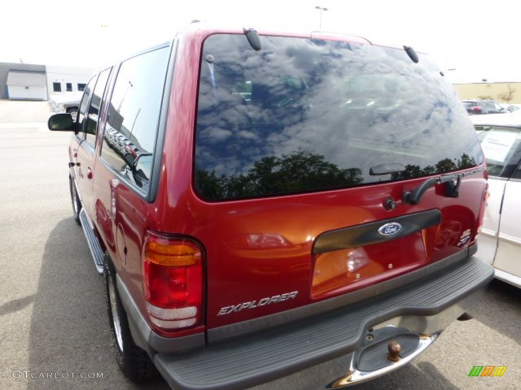 2000 Explorer XLT 4x4 - Toreador Red Metallic / Medium Graphite photo #3