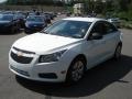 Summit White - Cruze LS Photo No. 4