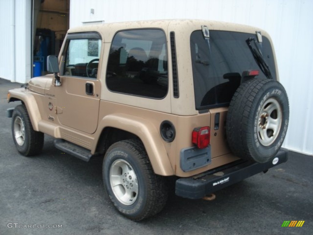2000 Wrangler Sahara 4x4 - Desert Sand Pearl / Camel/Dark Green photo #6