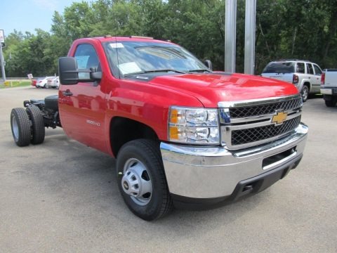 2013 Chevrolet Silverado 3500HD WT Regular Cab Chassis Data, Info and Specs