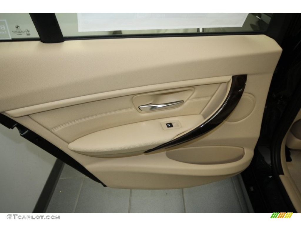 2013 3 Series 328i Sedan - Black Sapphire Metallic / Venetian Beige photo #23