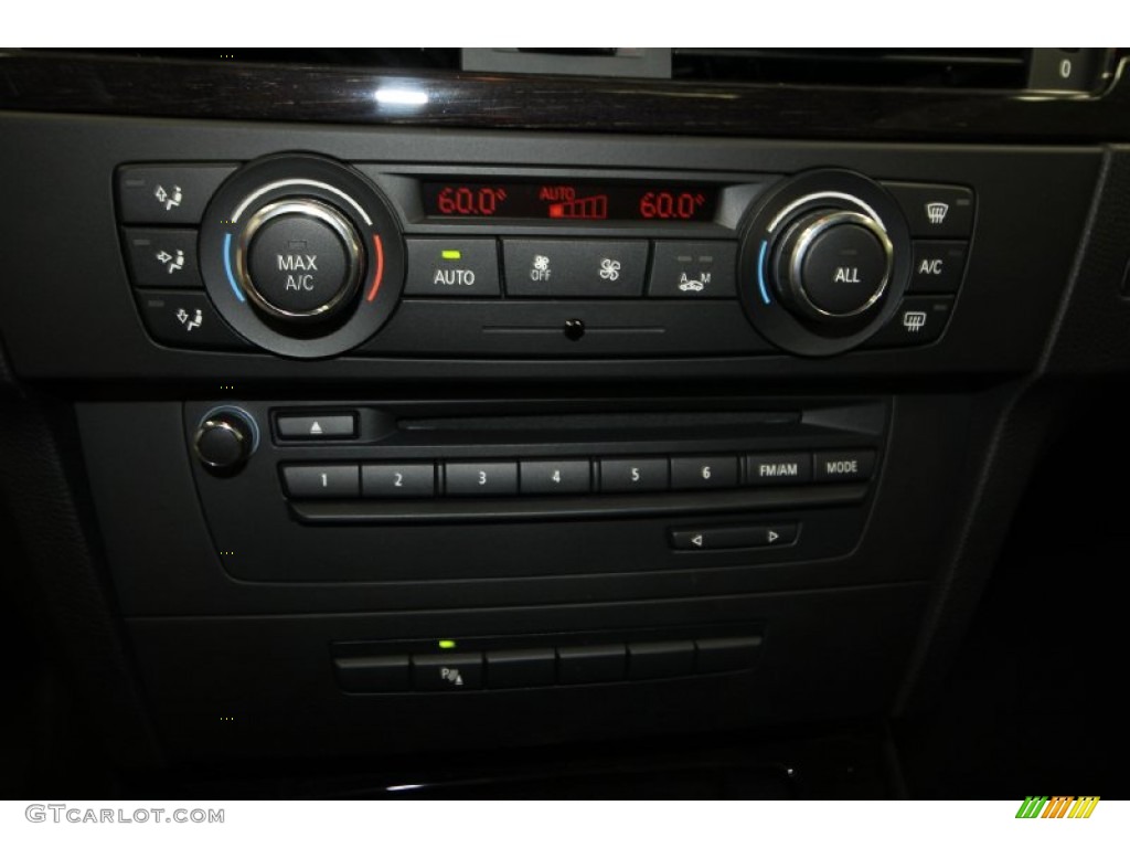 2013 BMW 3 Series 335i Coupe Controls Photo #69353764