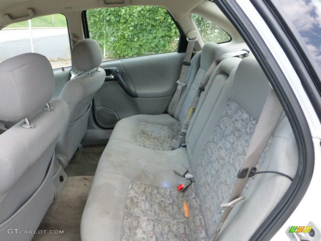 2003 L Series L300 Sedan - Cream White / Light Tan photo #8