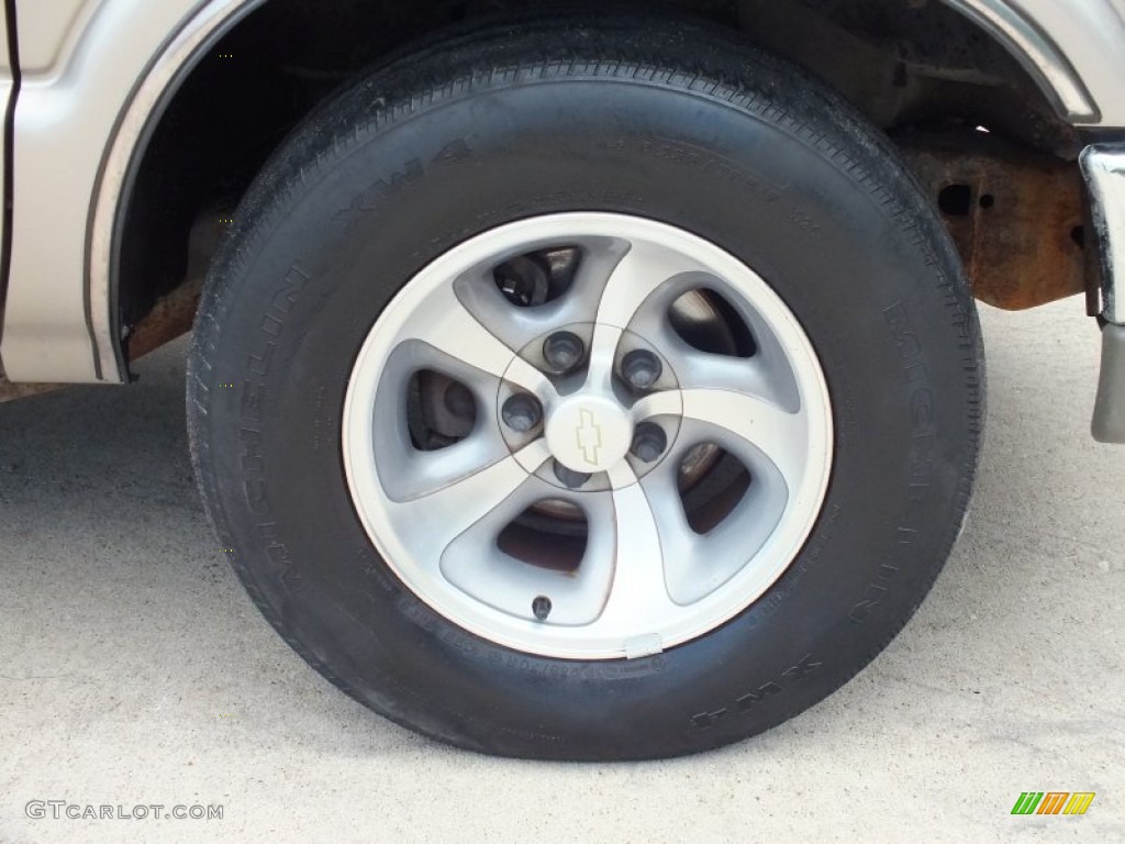 1998 Chevrolet Blazer LS Wheel Photo #69357454