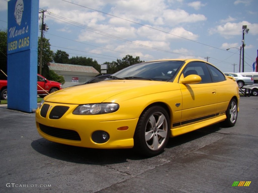 2004 GTO Coupe - Yellow Jacket / Black photo #4