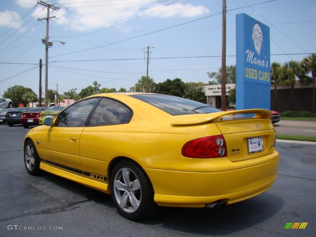 2004 GTO Coupe - Yellow Jacket / Black photo #6