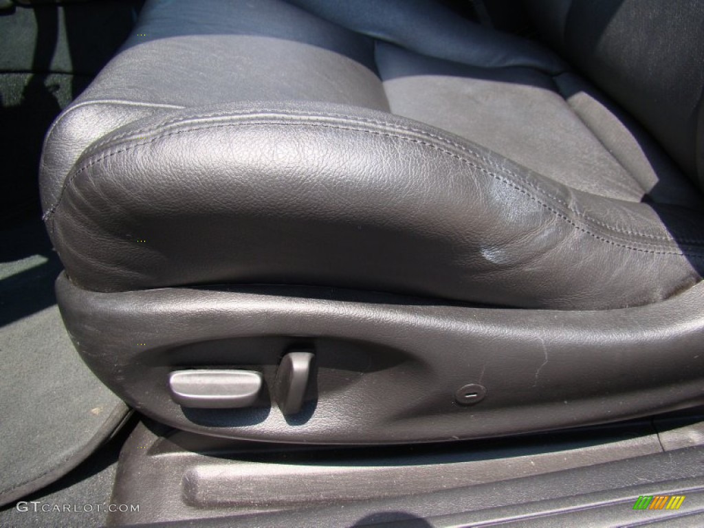 2004 Pontiac GTO Coupe Front Seat Photo #69360262
