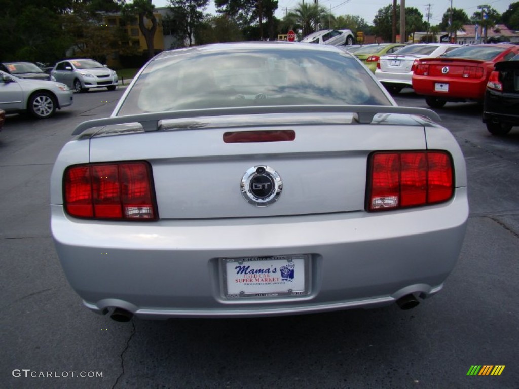 2006 Mustang GT Deluxe Coupe - Satin Silver Metallic / Dark Charcoal photo #6