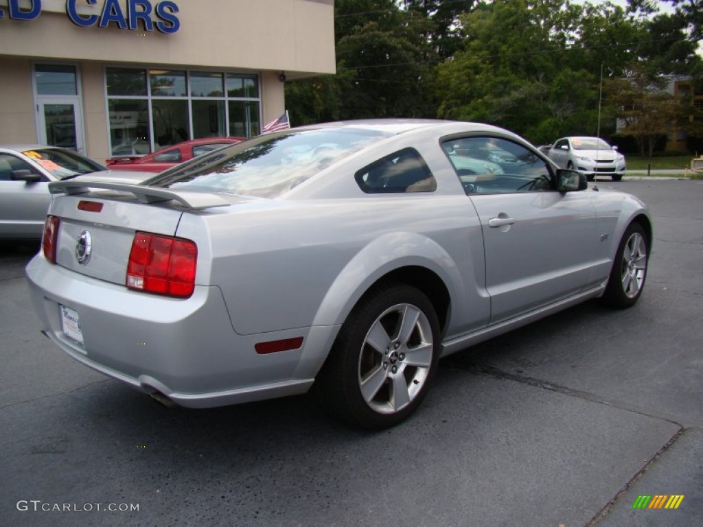 2006 Mustang GT Deluxe Coupe - Satin Silver Metallic / Dark Charcoal photo #7