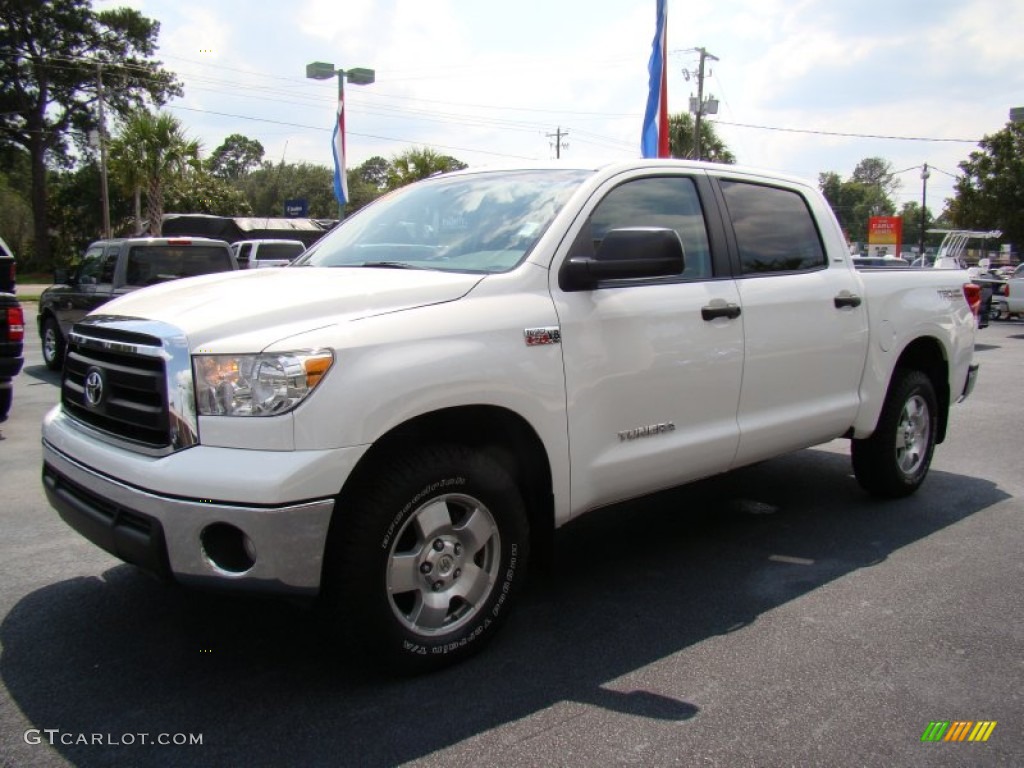 2010 Tundra TRD CrewMax 4x4 - Super White / Graphite Gray photo #4