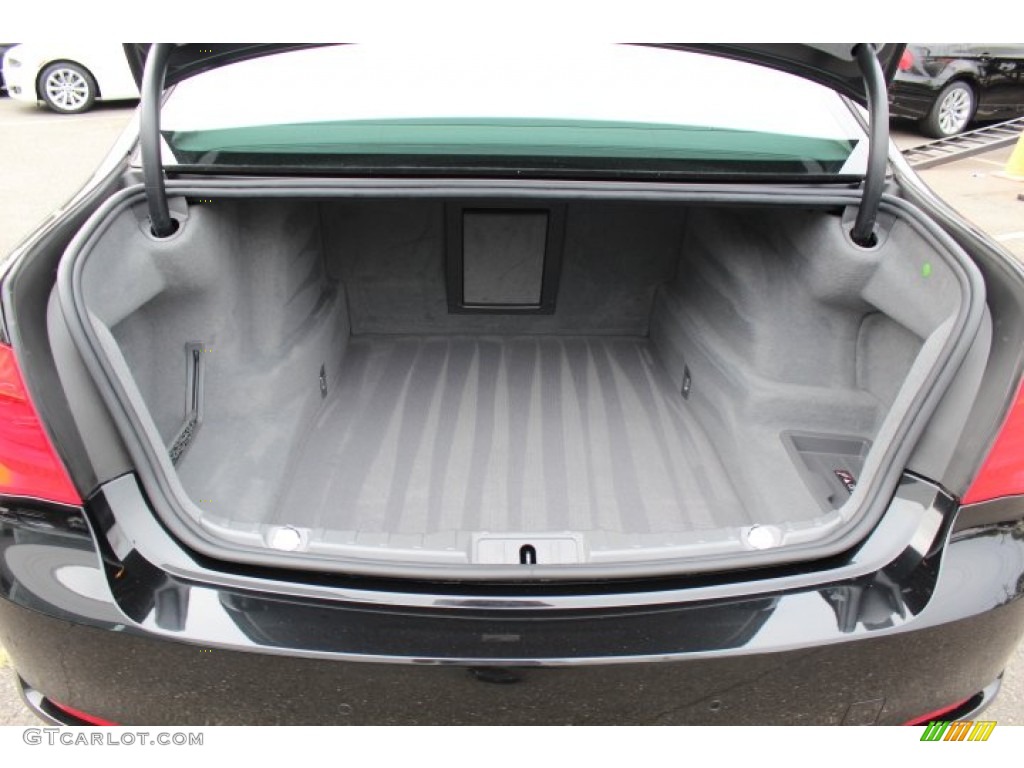 2011 BMW 7 Series 750Li Sedan Trunk Photo #69361270