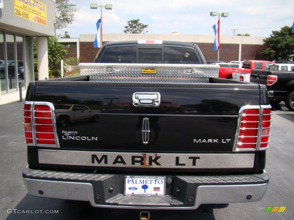 2008 Mark LT SuperCrew 4x4 - Black / Black/Dove Grey Piping photo #7