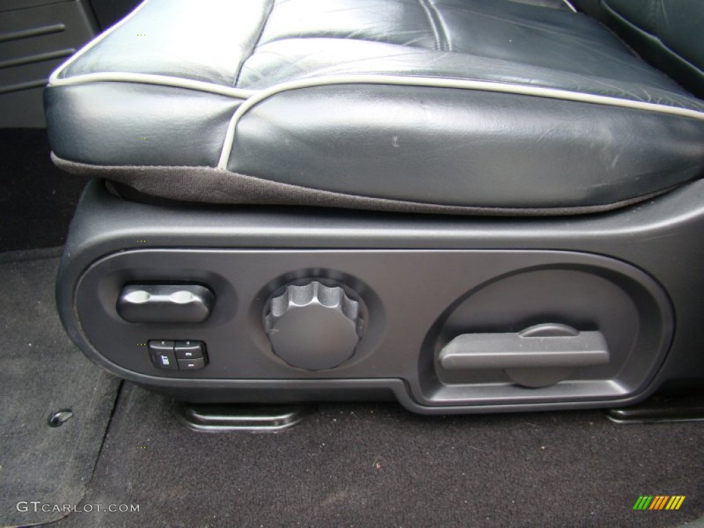 2008 Mark LT SuperCrew 4x4 - Black / Black/Dove Grey Piping photo #10