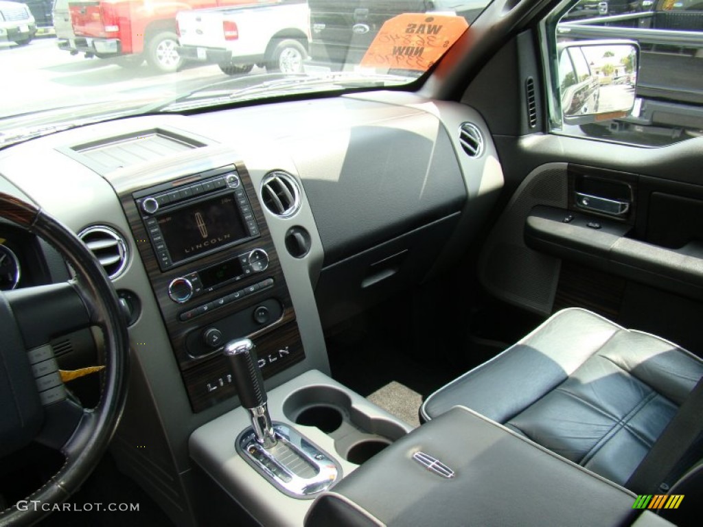 2008 Mark LT SuperCrew 4x4 - Black / Black/Dove Grey Piping photo #17